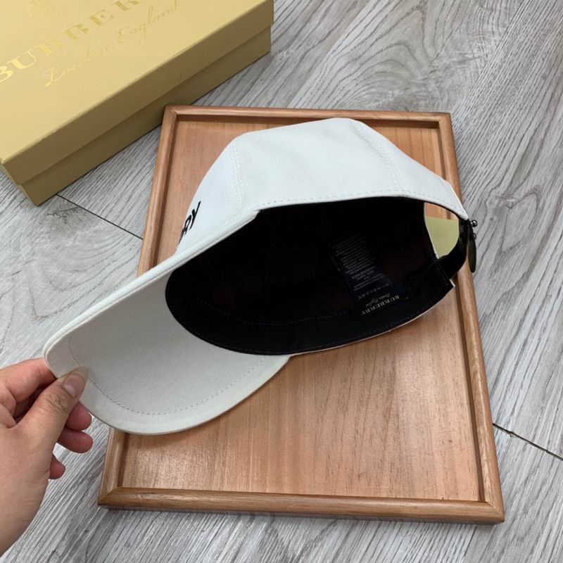 Burberry Cap 140 (21)